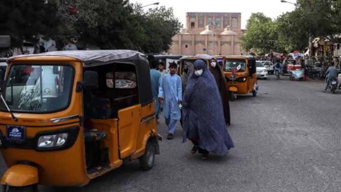 Afghanistan: Several injured as Taliban open fire during hijab protest
